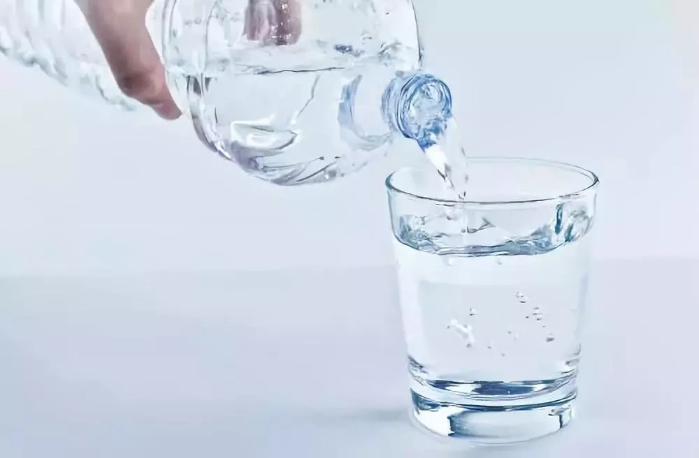 高端瓶装饮用水存在新的机会吗?